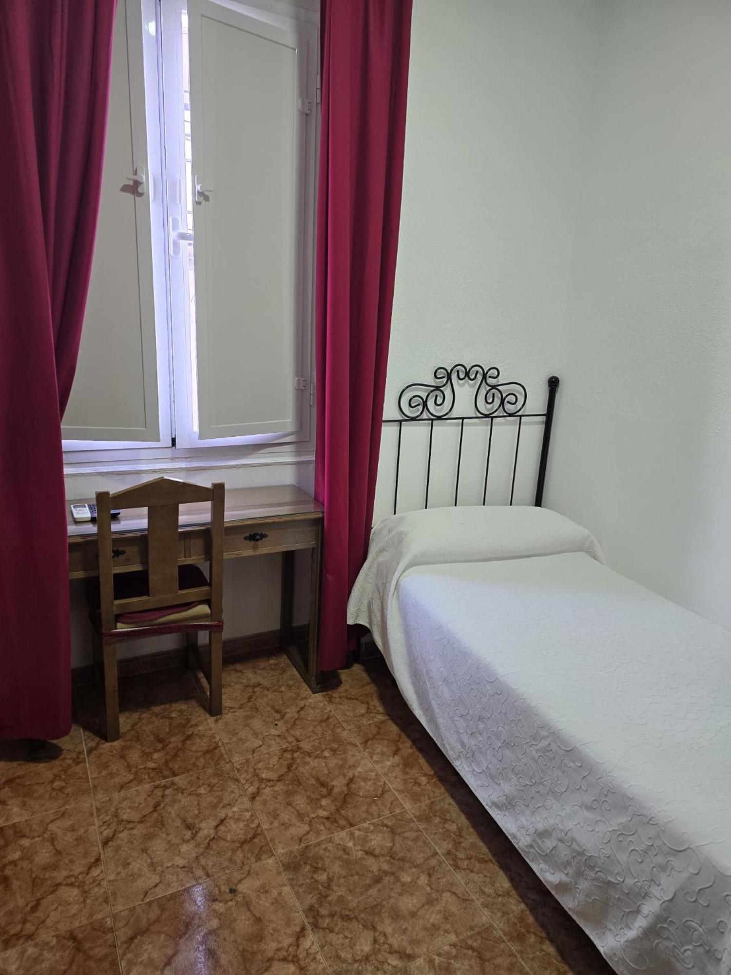 Rooms Los Montes Granada Kültér fotó